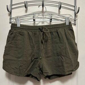 Universal‎ Thread Shorts Womens Small S Green Rayon Blend Comfy Stretchy Waist